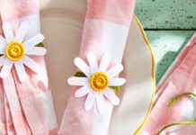 Make a Daisy Napkin Ring