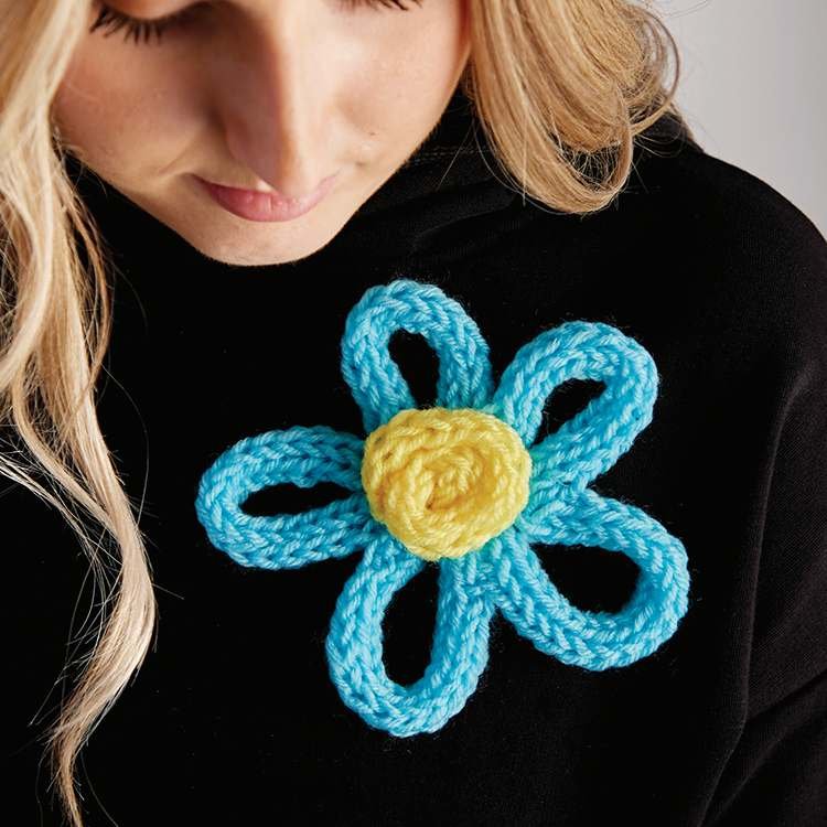 French Knitting Flower Brooch