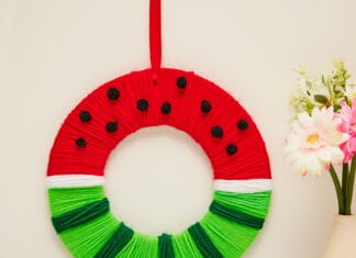 How to make Wool Wrapped Watermelon Wreath