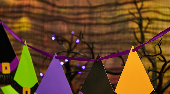 Paper Plate Witches Hat Bunting