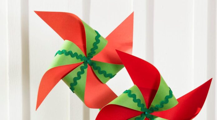 Make a Watermelon Pinwheel