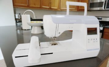 Brother PE800 Embroidery Machine Review (Pros/Cons)