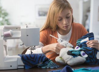 6 Best Hot Glue Guns in 2025: Reliable Tools for Every Craft Project