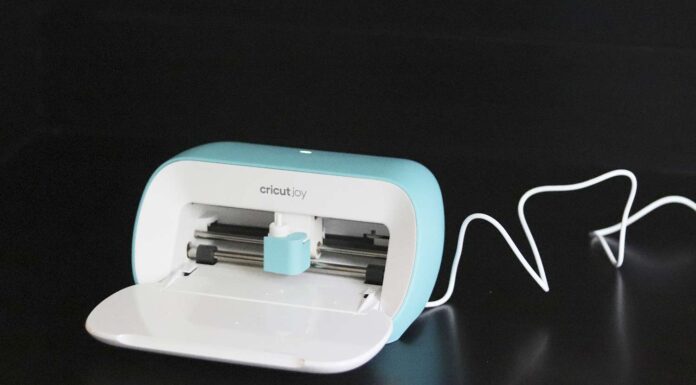 Cricut Joy Review: The Perfect Crafting Tool for Casual Crafters
