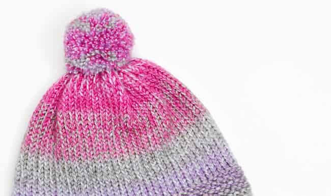 How to Make a Loom Knitting Hat: Beginner’s Guide DIY winter hats made with loom knitting