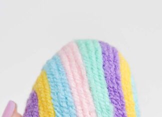 DIY Yarn Easter Eggs: Fun and Simple Craft Plastic Easter egg wrapped in yarn