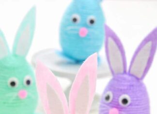 DIY Yarn Wrapped Bunny: Easy Easter Craft Easter bunny craft made with felt and a yarn wrapped plastic Easter egg