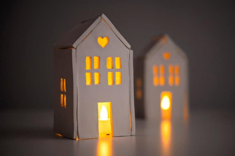Candle house holder