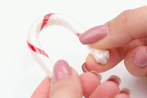Candy Cane Wreath