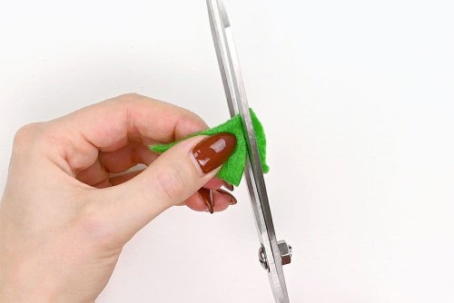 Clothespin Elf Craft