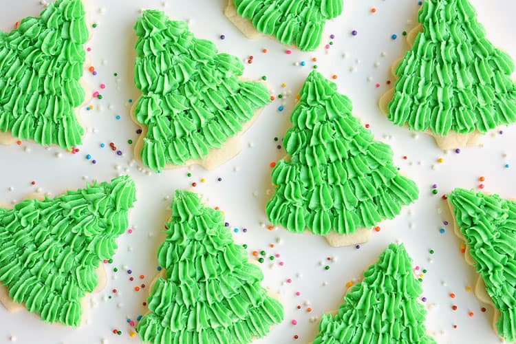 These Christmas tree sugar cookies have such a gorgeous fir tree texture! This recipe makes PERFECT, fool proof cookies which are perfect for decorating!