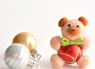 DIY Pom Pom Teddy Bear Ornaments 40+ Easy Christmas Crafts for Kids - DIY Pom Pom Teddy Bear Ornaments