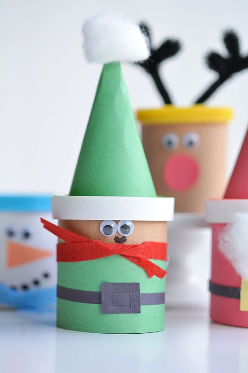 These easy Christmas Play-doh favours make ADORABLE little party gifts for kids! They're a great little non-candy Christmas treat idea too!