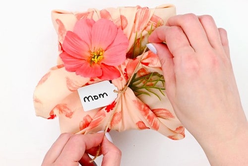 Furoshiki Fabric Gift Wrapping