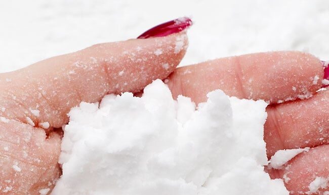 How to Make Fake Snow Fun and easy fake snow recipe for crafts and kids sensory play