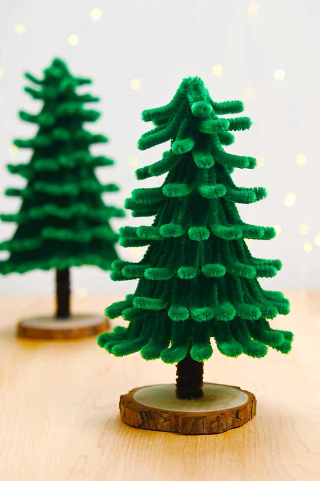 Easy pipe cleaner Christmas tree craft