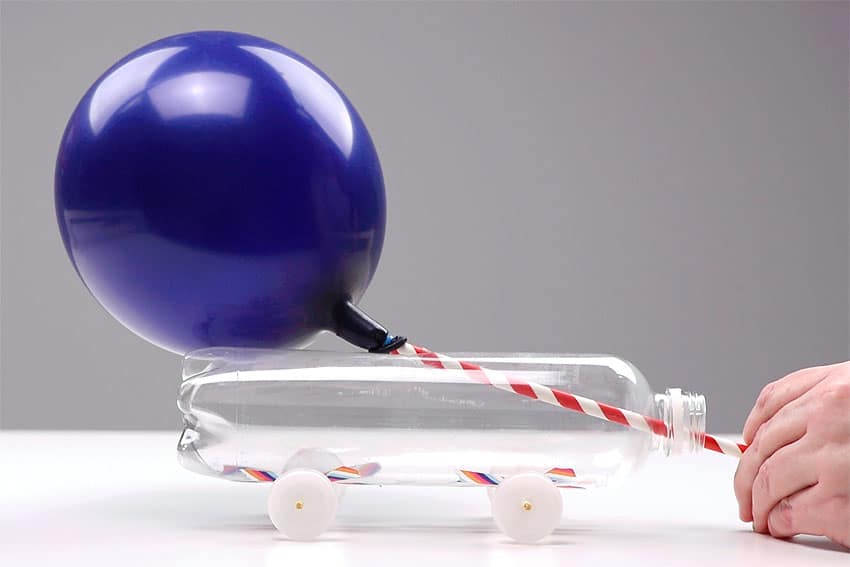 Driving a DIY balloon car
