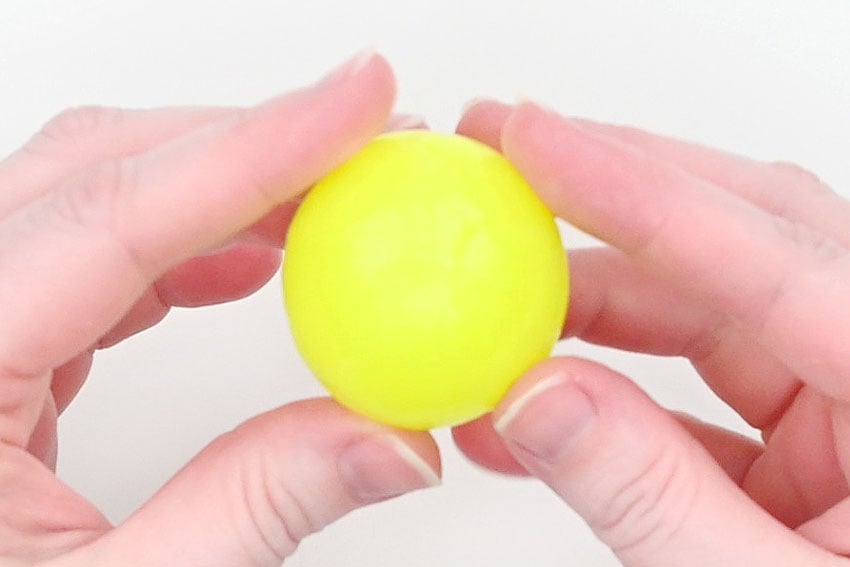 glow-in-the-dark-bouncy-ball-10 Glow in the Dark Bouncy Balls