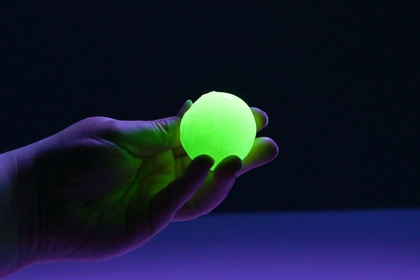 glow-in-the-dark-bouncy-ball-11 Glow in the Dark Bouncy Balls