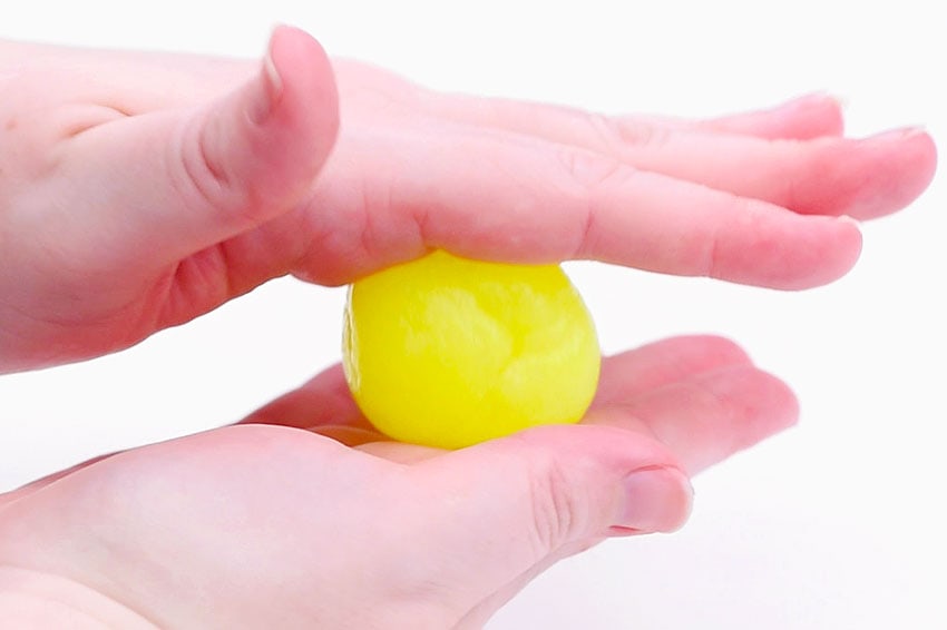 glow-in-the-dark-bouncy-ball-9 Glow in the Dark Bouncy Balls