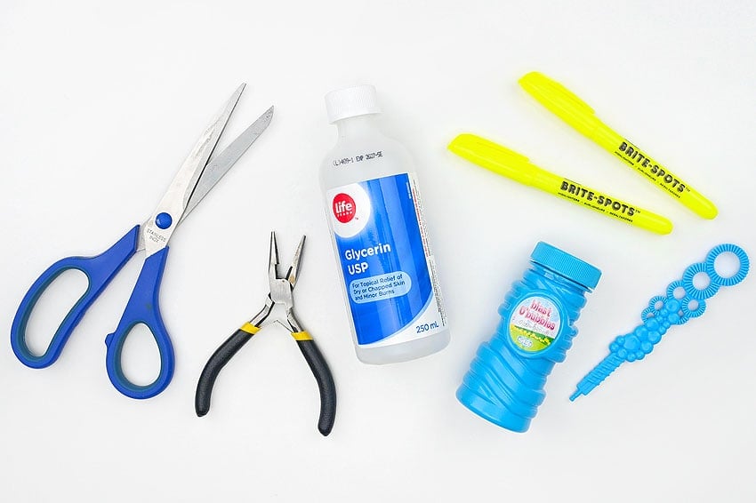 glow-in-the-dark-bubbles-supplies Glow in the Dark Bubbles Supplies