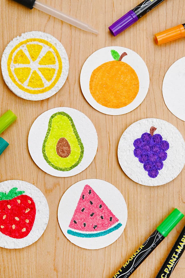 Flat and puffy sponge canvases with fruit drawings