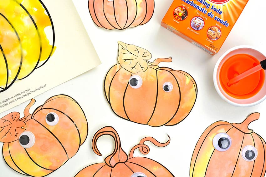 Pumpkin fizzy art activity