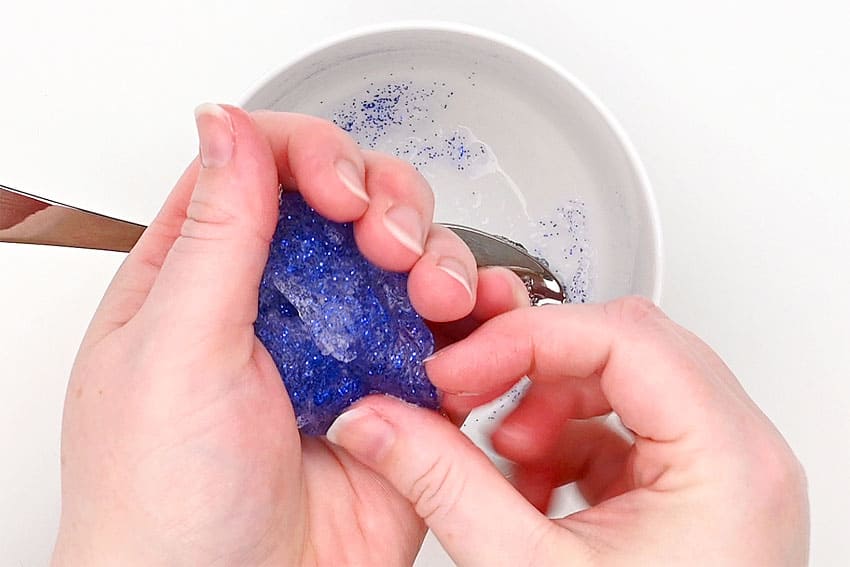 a bouncy ball sensory craft instruction image 8