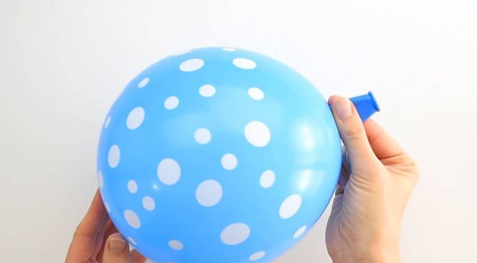 Easy A Stress Ball Tutorial for Kids a stress ball kids craft instruction image 1