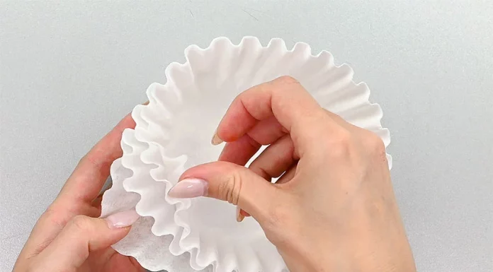 Easy Coffee Filter Flowers Tutorial for Kids coffee filter flowers paper craft instruction image 1