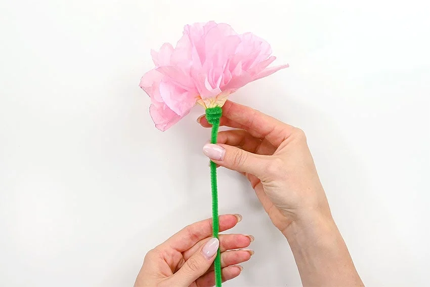 coffee filter flowers paper craft instruction image 15