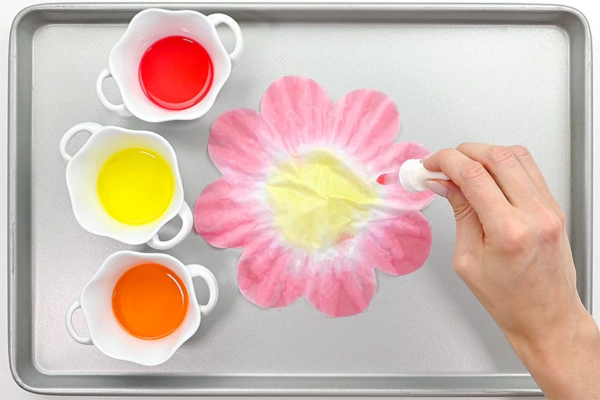 coffee filter flowers paper craft instruction image 8