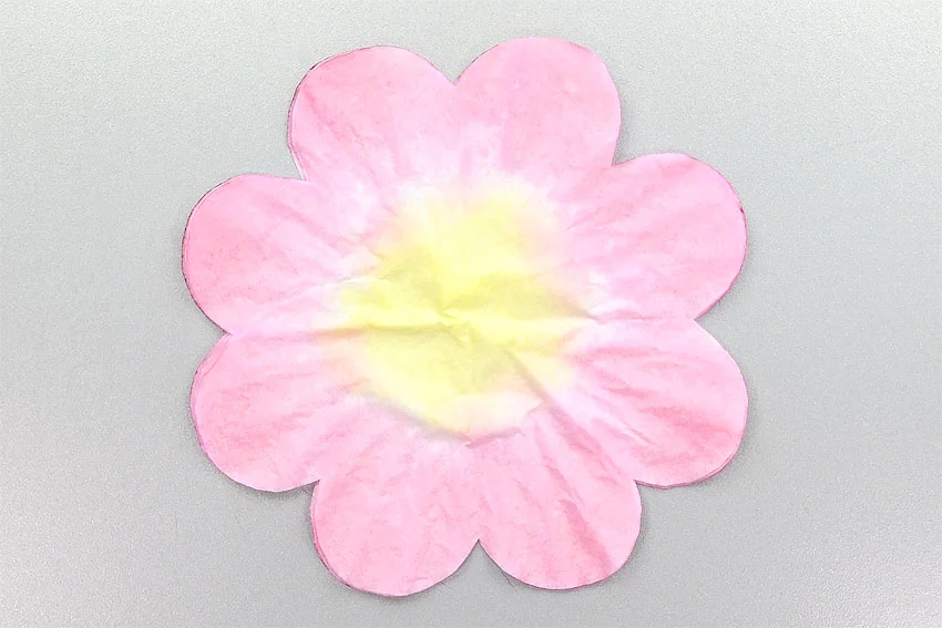 coffee filter flowers paper craft instruction image 9