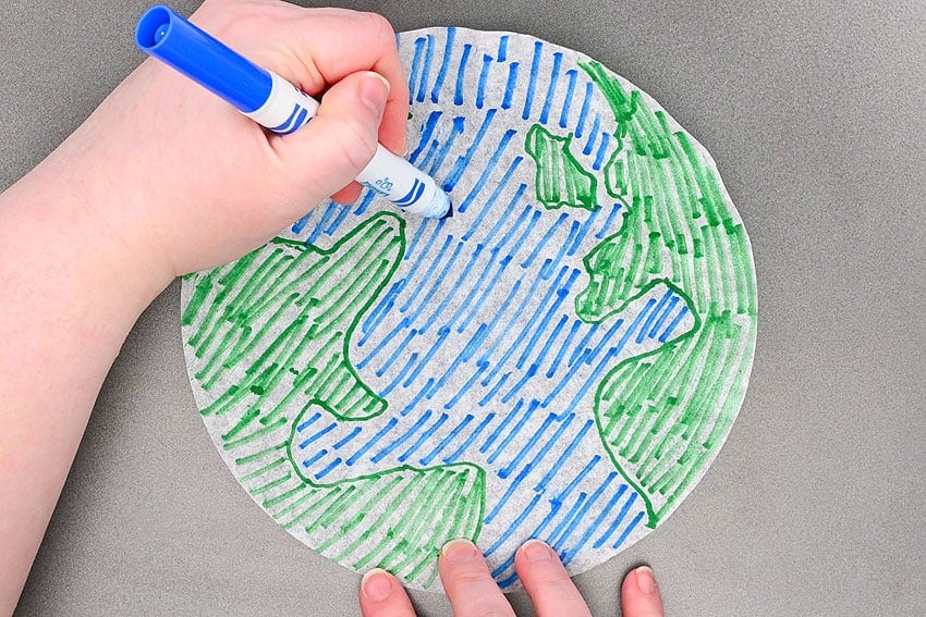 coffee filter planets paper craft step 6 - Build the coffee filter planets paper craft step by step