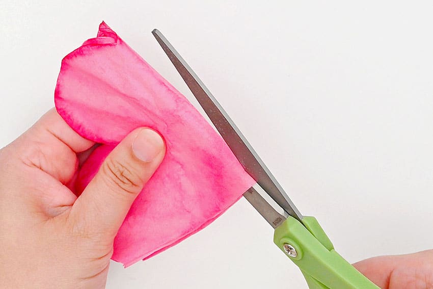 coffee filter roses ( flower ) paper craft instruction image 12
