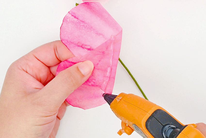 coffee filter roses ( flower ) paper craft instruction image 18