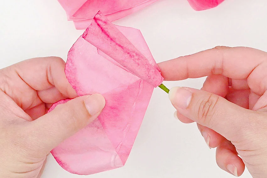 coffee filter roses ( flower ) paper craft instruction image 20