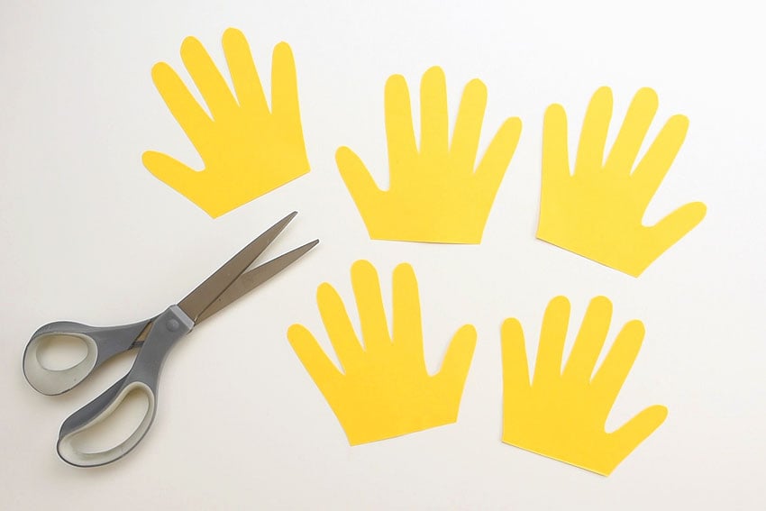 handprint sunflower paper craft instruction image 3