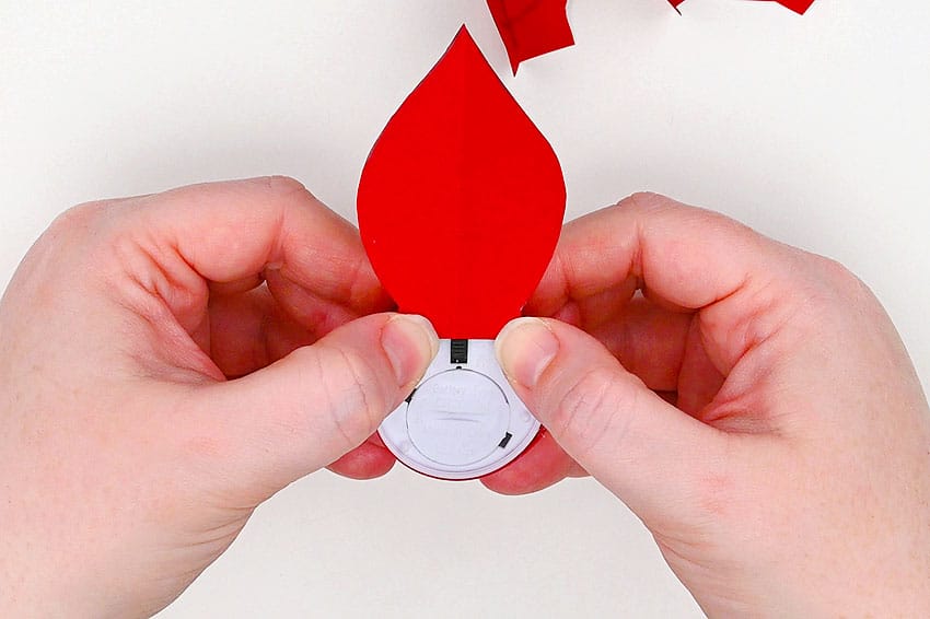 paper poinsettia tea light paper craft instruction image 15