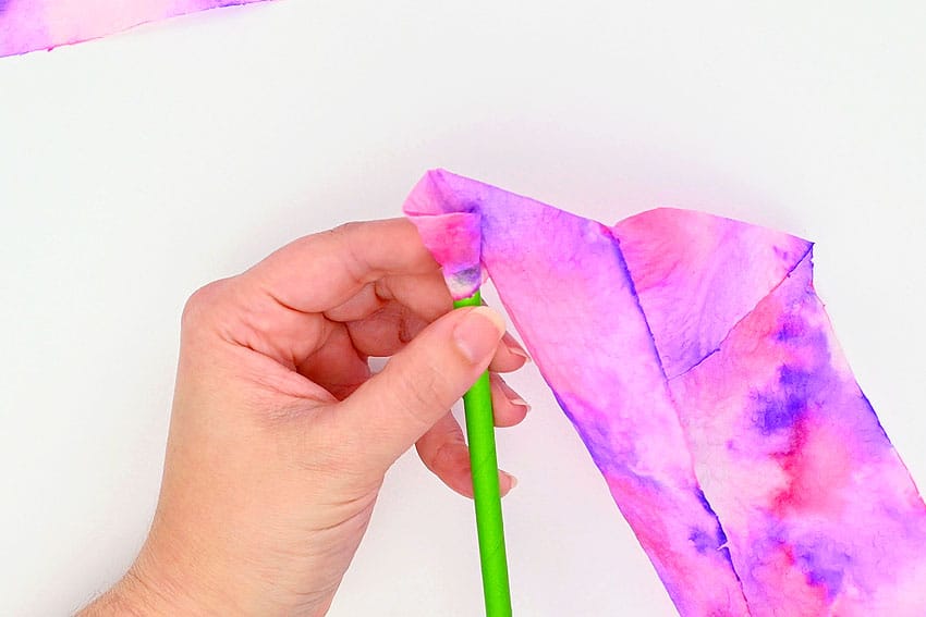 paper towel rose paper craft instruction image 14