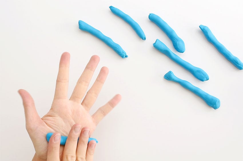 playdough stress ball kids craft instruction image 2