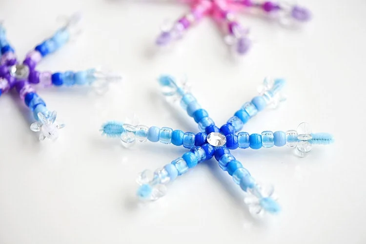 beaded pipe cleaner flowers flower craft instruction image 22