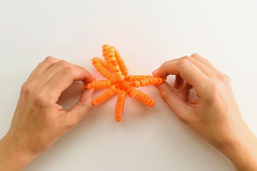 beaded pipe cleaner pumpkins kids craft instruction image 6