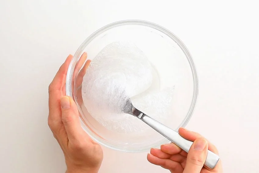 clear slime kids craft instruction image 4
