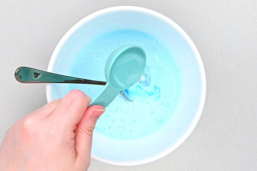 cloud slime kids craft instruction image 4