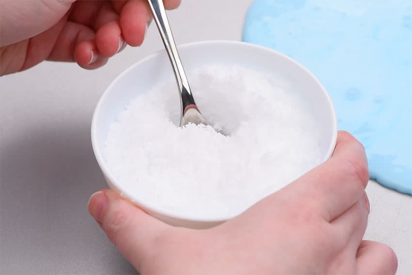 cloud slime kids craft instruction image 8