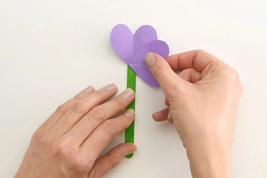 construction paper flowers paper craft instruction image 8