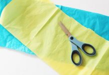 Easy Flower Wrapping Tutorial for Kids flower wrapping paper craft instruction image 1