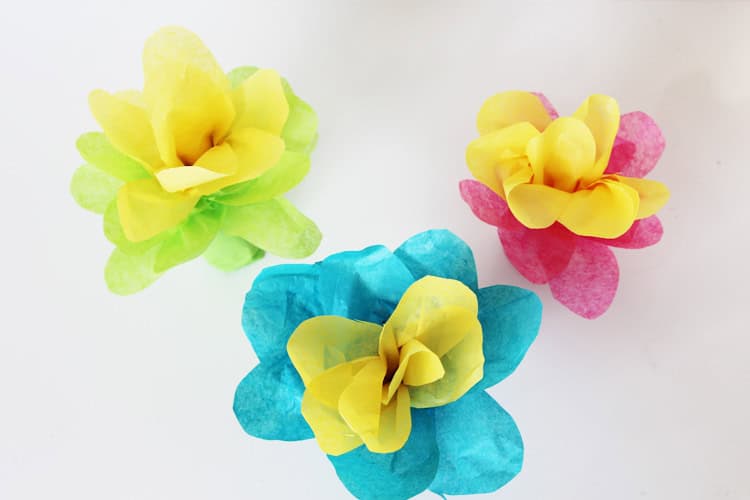 flower wrapping paper craft instruction image 9