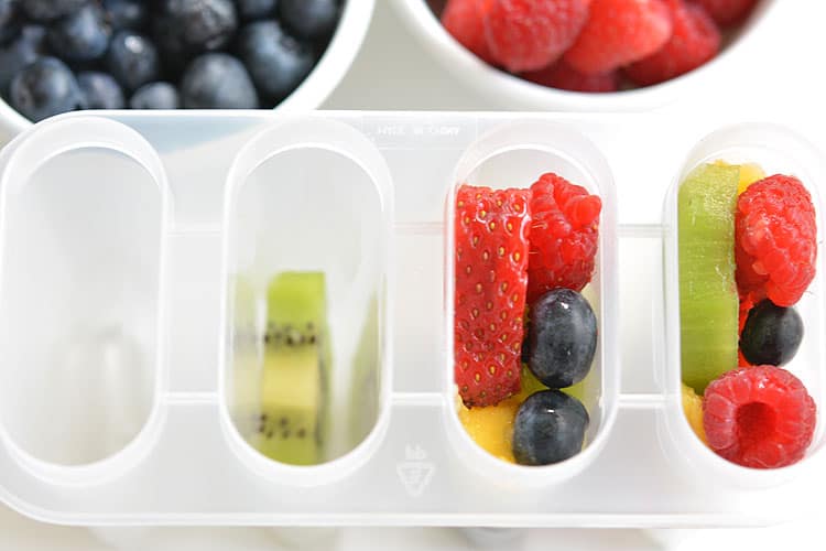 fruit popsicles with real, fresh fruit kids craft instruction image 2